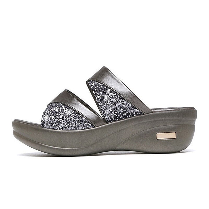 Comfortabele Open Toe™ dames slippers met open teen, perfect als modieuze voetmode voor de zomer.