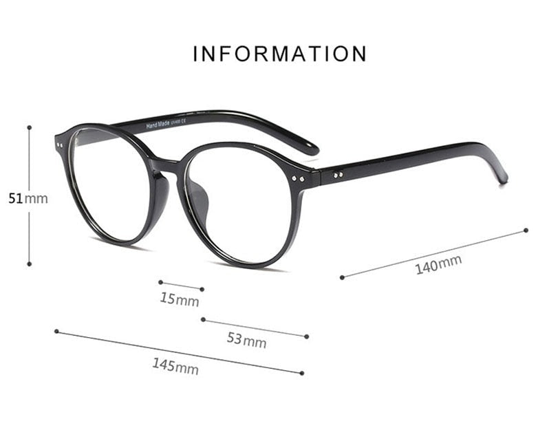 Detailopname van een stijlvolle SellysGlasses dames bril zonder sterkte; modern en modieus eyewear.