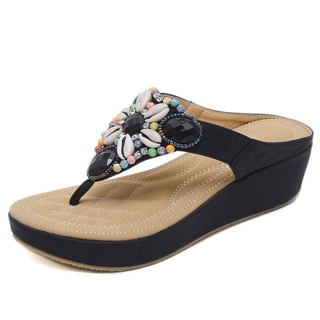 Stijlvolle dames sandalen, de nieuwste zomer mode. Trendy damesschoenen die elke outfit compleet maken.