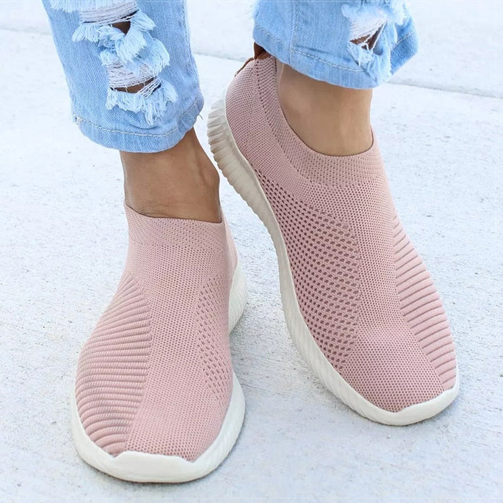 Orthopedische dames wandelschoenen, bieden optimale ondersteuning en draagcomfort.