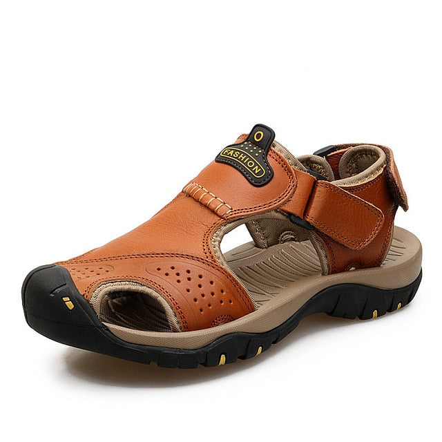 Heren sandalen met duurzaam design en open constructie, combineren stijl met comfort voor warme zomerdagen.