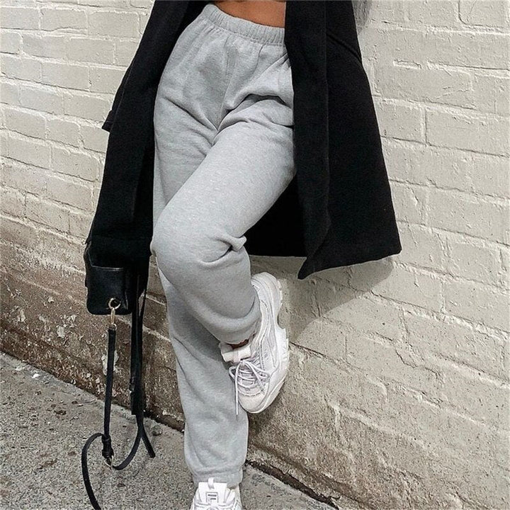 Zachte dames fleece joggingsbroek Kiona. Comfortabel en stijlvol voor elke dag.