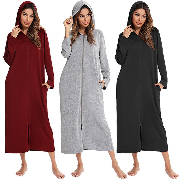 Dames badjas met capuchon en rits; ultiem comfort en gemak thuis. Perfect als huispak of loungewear.