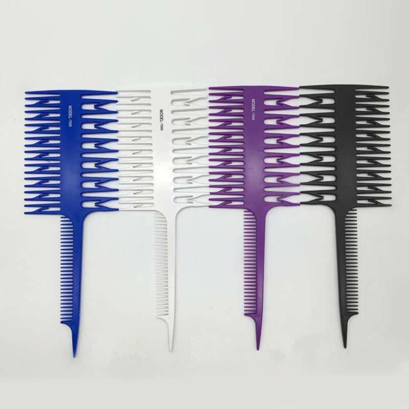 Compacte haarverzorgingsborstel voor dames; stijlt, ontwart en vermindert pluis voor perfect haar.