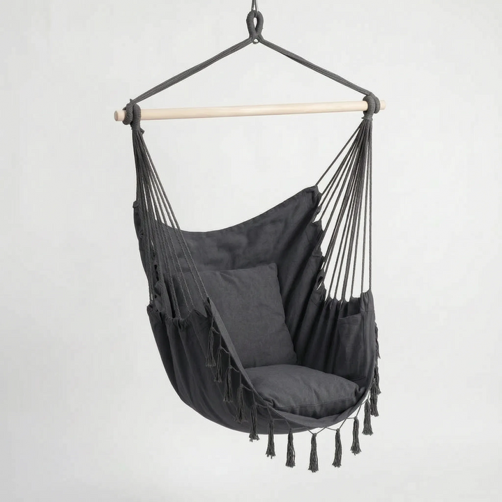 Veelzijdige hangmatstoel, perfect als binnen- of buitenmeubel. Wit canvas voor ultiem comfort en ontspanning.
