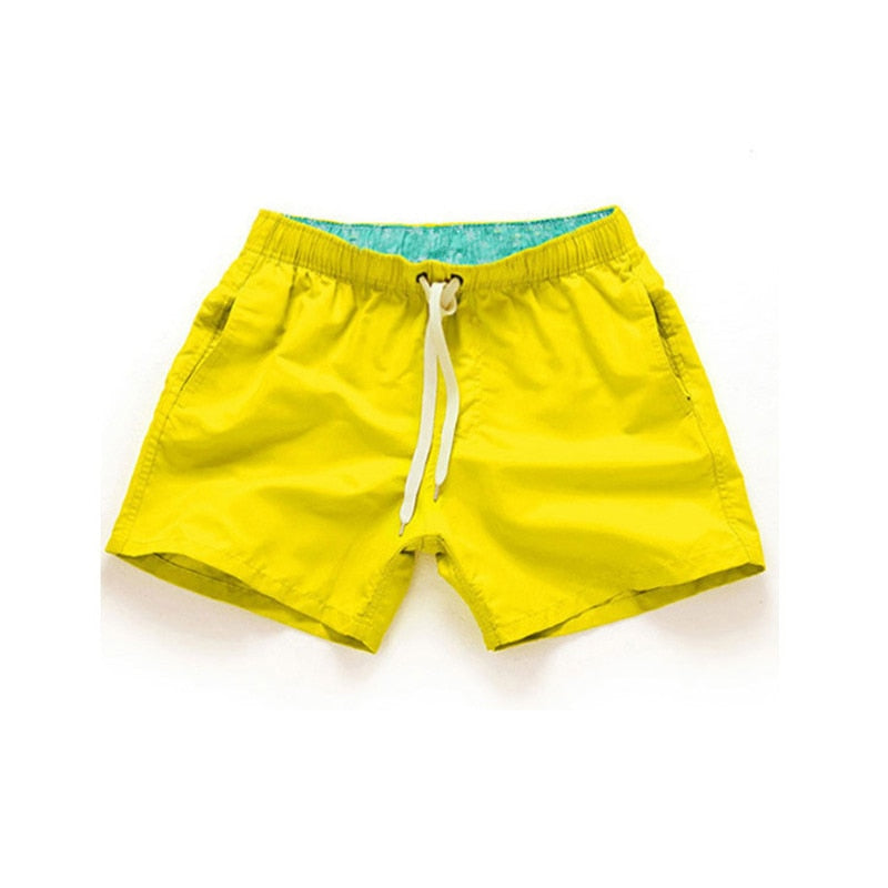Zwemshort heren, duurzaam en kleurvast, voor langdurig plezier in de zon en water.