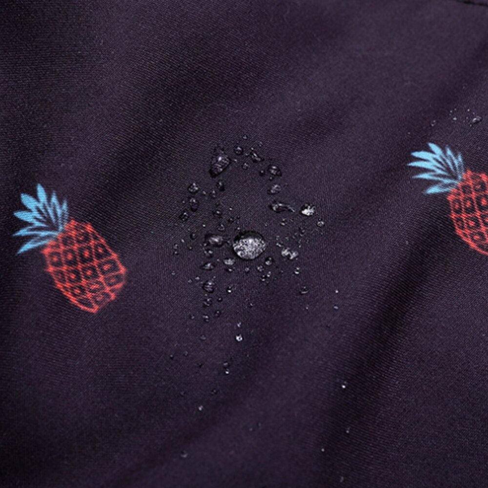 Comfortabele mannen zwemshort, sneldrogend en met trendy prints. Ideaal voor vakantie, strand en actieve zomerdagen.