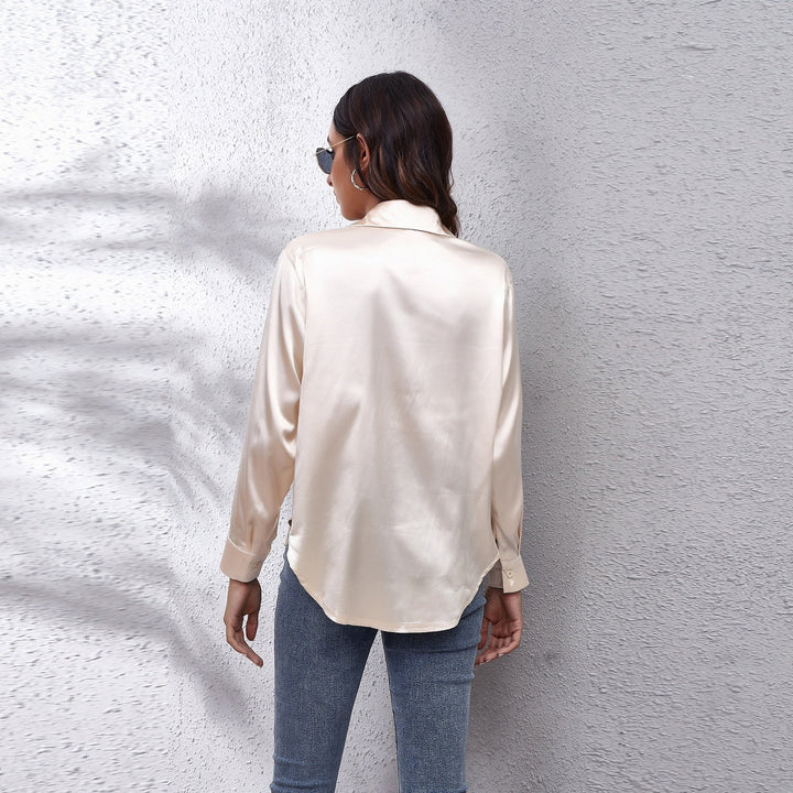 Dames Shila blouse, gestyled voor een elegante zomerlook. Luchtige modieuze top met lange mouwen, veelzijdig en comfortabel.
