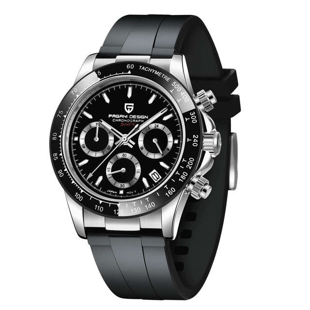 Man met pak draagt elegant RVS herenhorloge met saffierglas, perfect voor zakelijke of formele gelegenheden.