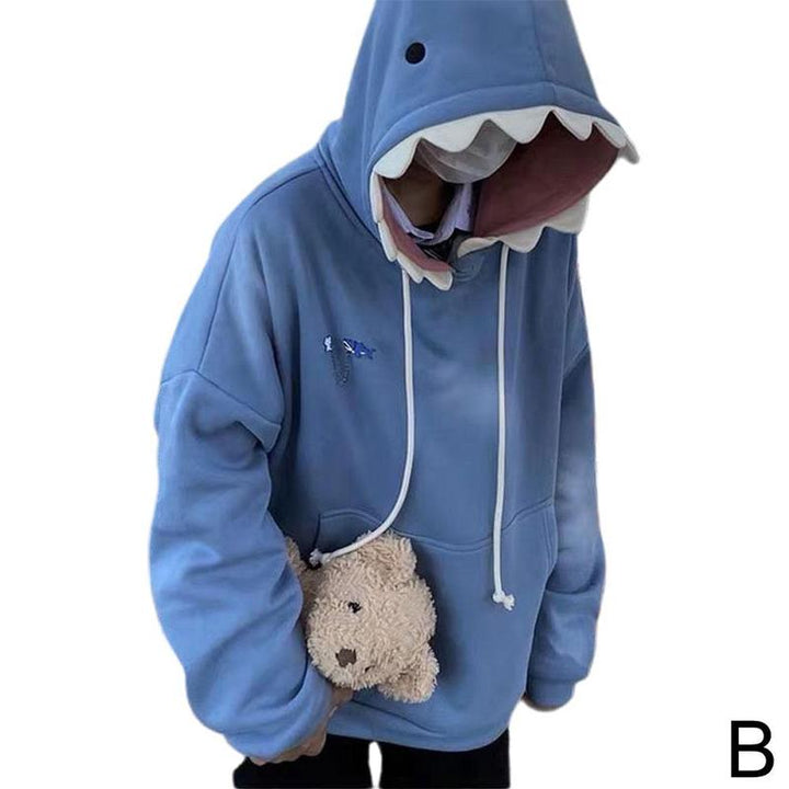 Zwarte SharkHoodie™; comfortabele unisex trui met coole haaienstijl voor streetwear en casual kleding.