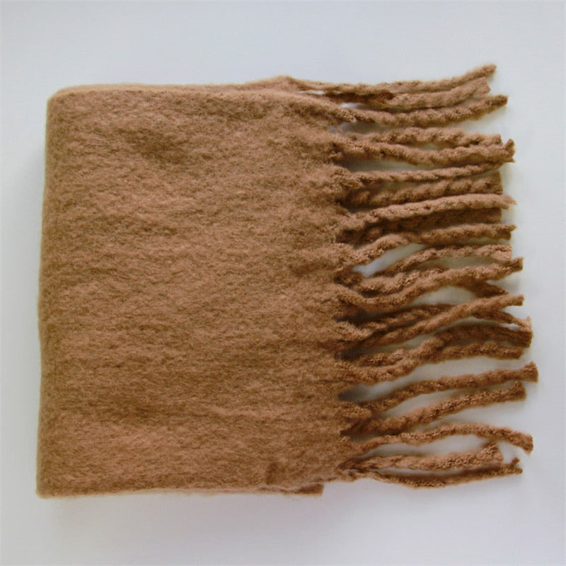 Zachte en warme wollen sjaal dames, essentieel voor een modieuze winterlook en comfort.