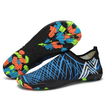Comfortabele unisex strandschoenen, perfect voor het strand, zwemmen en zomerse watersportactiviteiten.