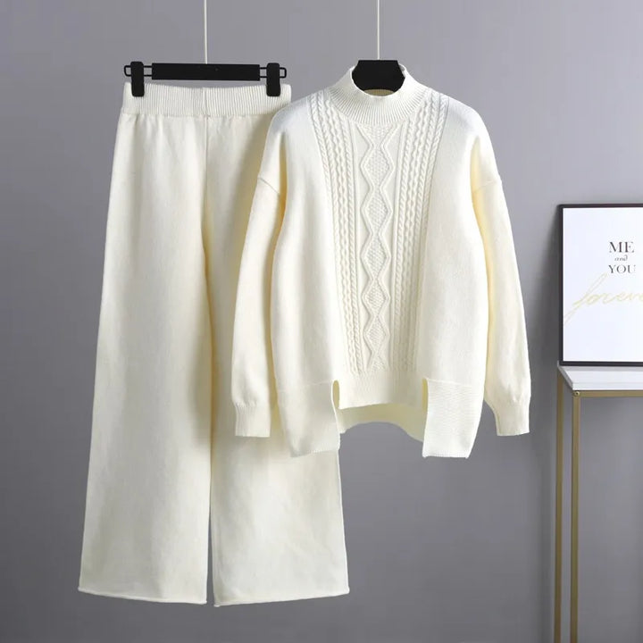 Ultiem comfortabel dames huispak. Kasjmier zacht aanvoelende loungewear set, perfect voor ontspanning.