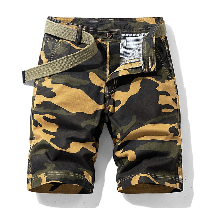 Stijlvolle heren camouflage korte broek, perfect voor casual zomerse dagen. Loose fit voor comfort.