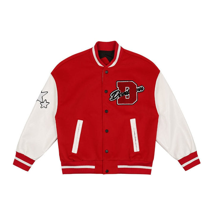 Vooraanzicht heren Amerikaans baseball jack, warme en stoere bovenkleding, perfect voor casual mode.
