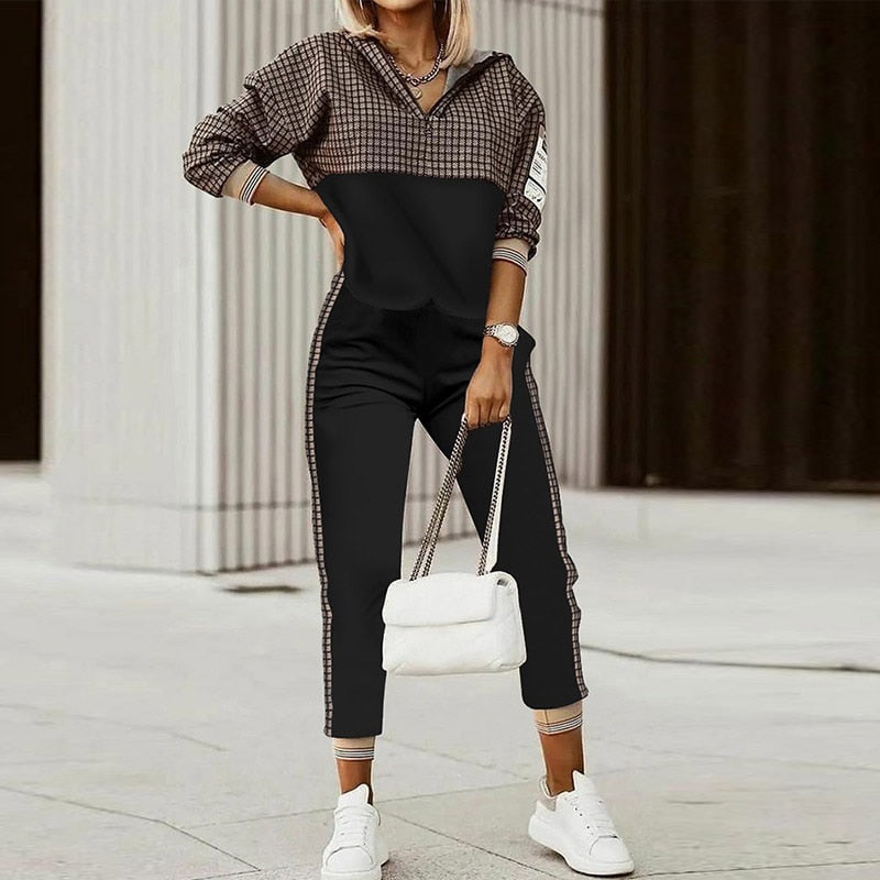 Stijlvolle baggy dames combiset met stretchstof, perfect voor een comfortabele en modieuze casual outfit.