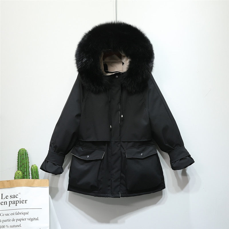 Zwarte elegante dames thermojas, perfecte warme buitenjas voor modebewuste vrouwen.