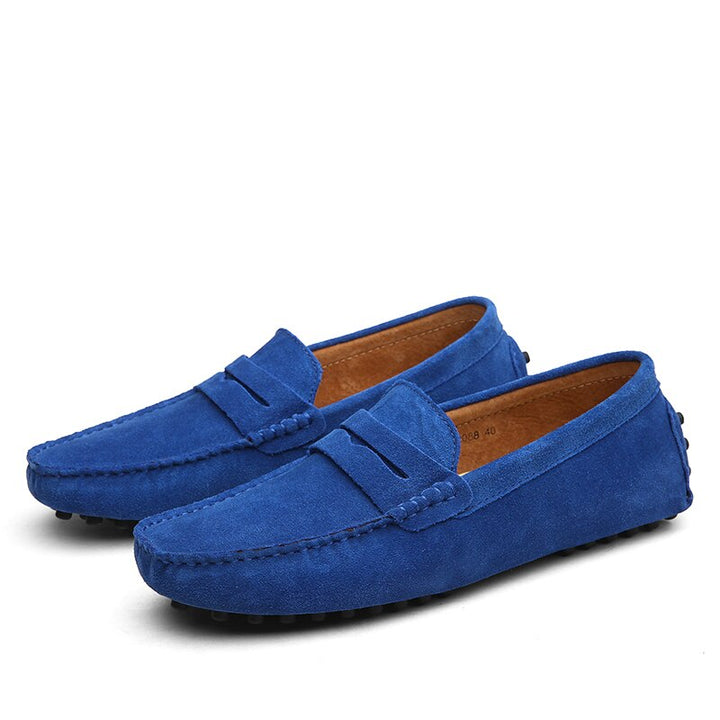 Bruine suède casual instappers voor heren, comfortabele Italiaanse zomerse schoenen.