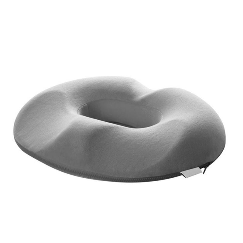 Comfortabel grijs zitkussen voor aambeien & stuitpijn. Ergonomisch design voor thuis & kantoor.