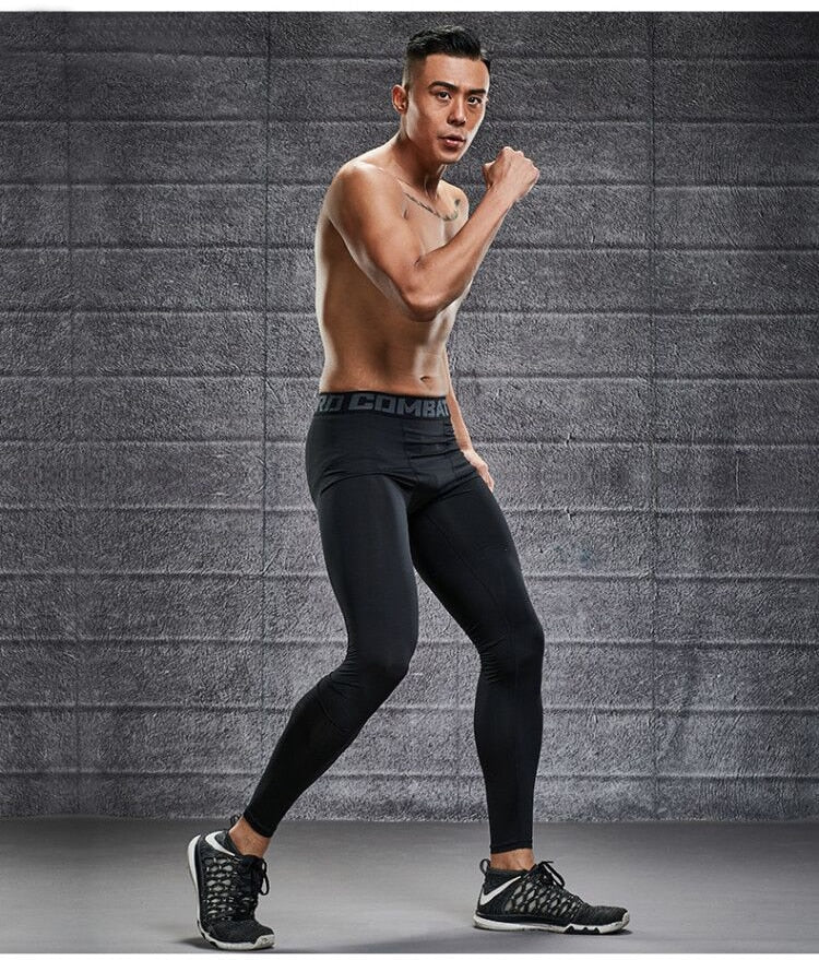 Ademende activewear heren sportlegging, biedt comfort en ondersteuning bij elke beweging.