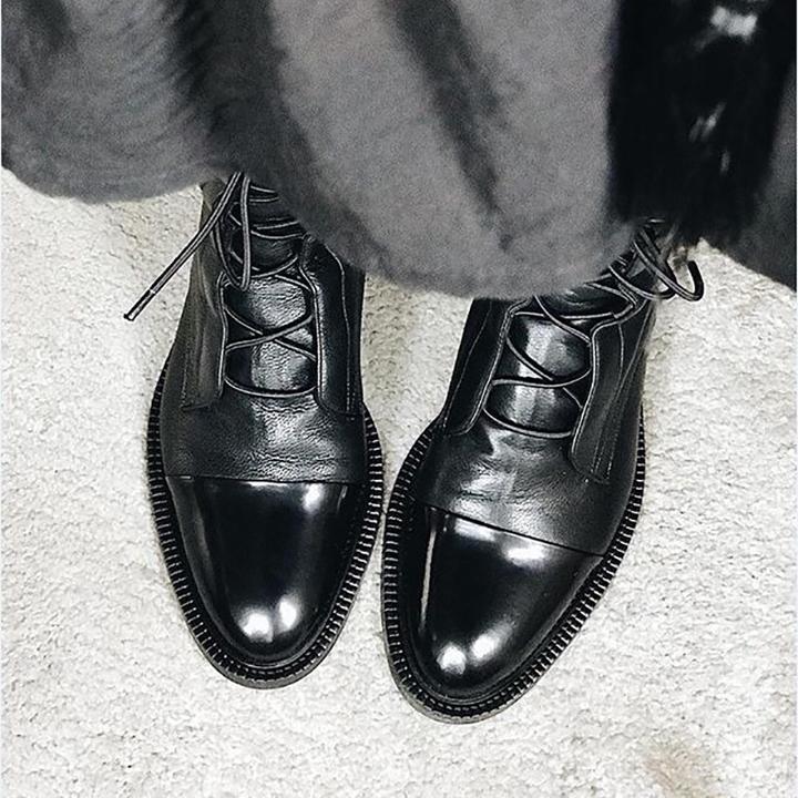 Elegante vintage Marvella dames enkellaarzen in bruin leer, perfect voor herfst en winter.