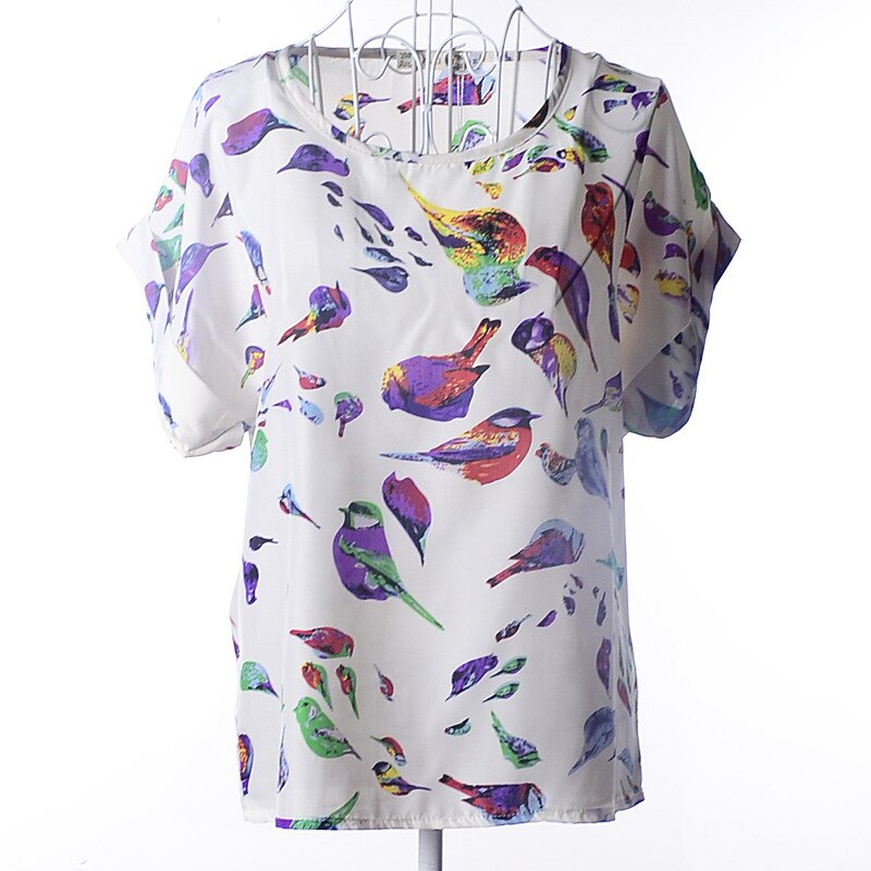 Klara dames zomercollectie T-shirt met vrolijke print, ronde hals, casual en veelzijdig voor elke gelegenheid.