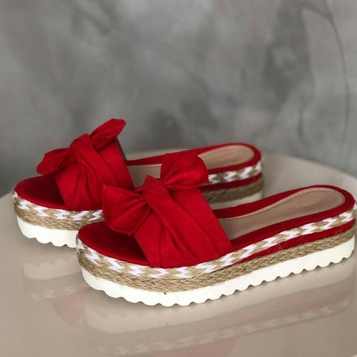 Dames plateau sandalen met knoopdetail, comfortabele zomerstijl schoenen.