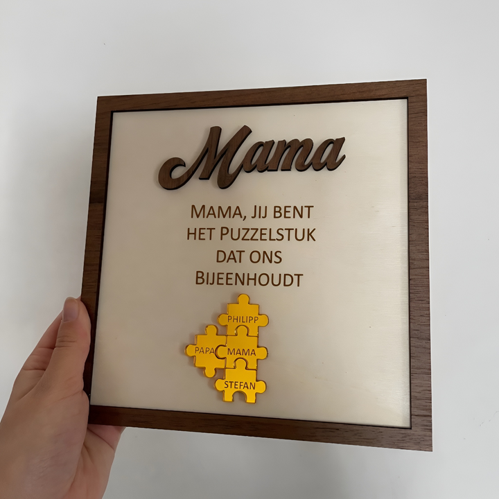 Handgemaakt houten familie decoratie puzzelbord. Gepersonaliseerd met namen, perfect als uniek interieurstuk.