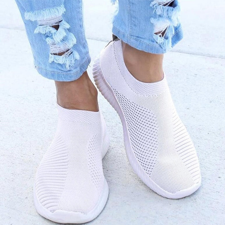 Lichtgewicht sportieve dames sneakers, perfect voor actieve dagen en casual outfits.