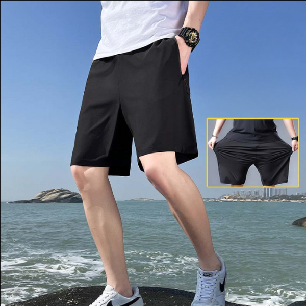 Duurzame heren stretch shorts. Flexibel en ademend, perfect voor zomerse mannenmode en actieve dagen.