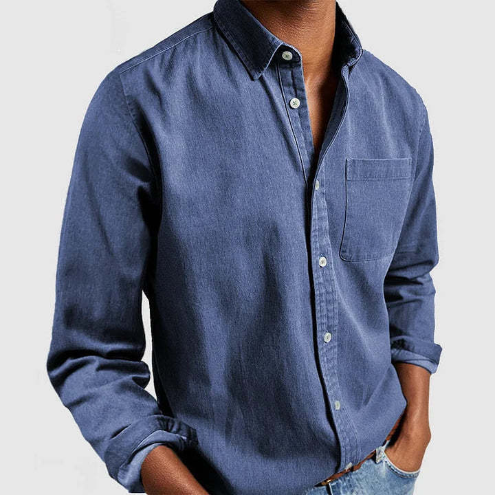 Klassiek casual heren overhemd. Normale pasvorm, perfect voor mannenmode in lente en zomer.