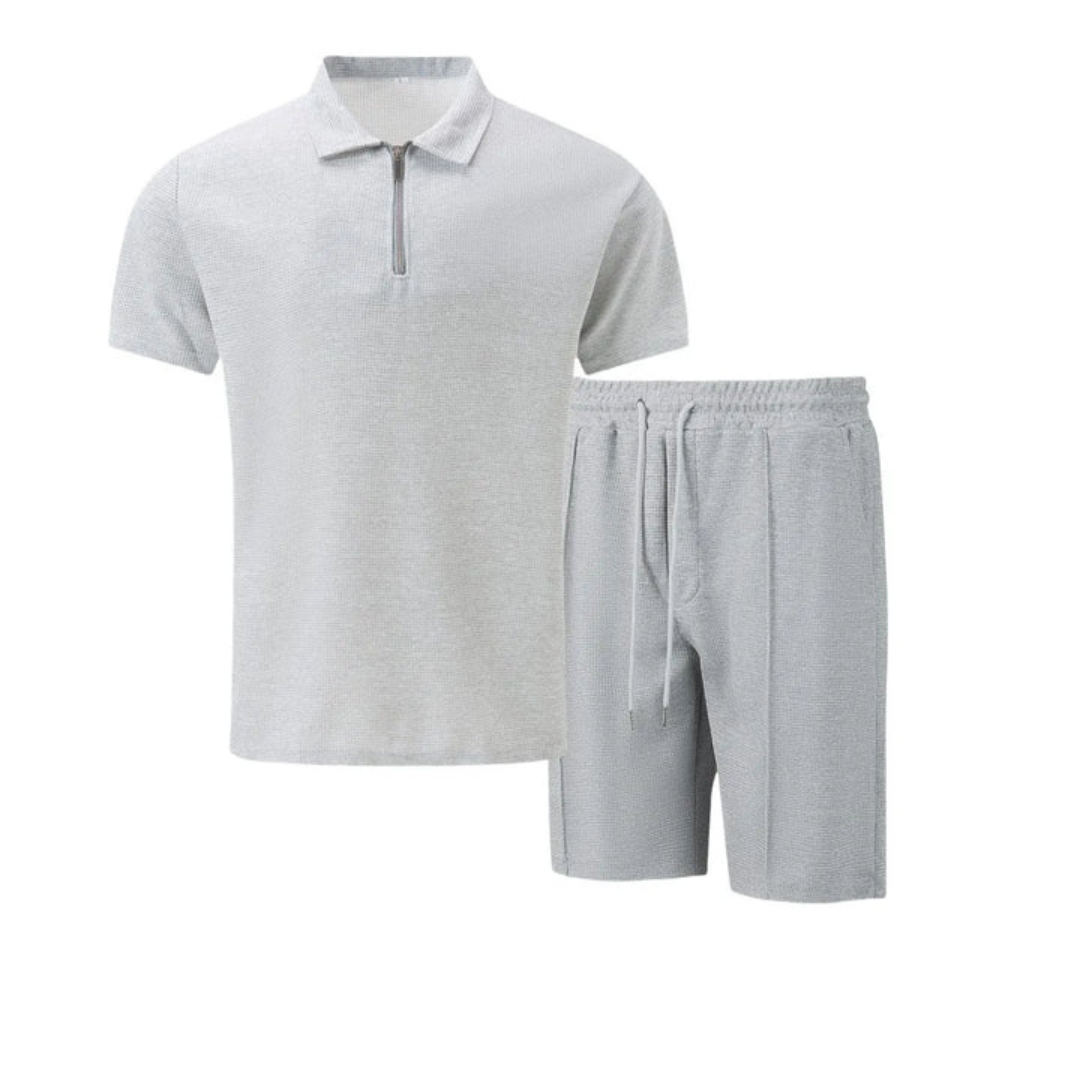 Ontspannen heren zomer set: polo en korte broek, perfect voor warme dagen en vakanties.