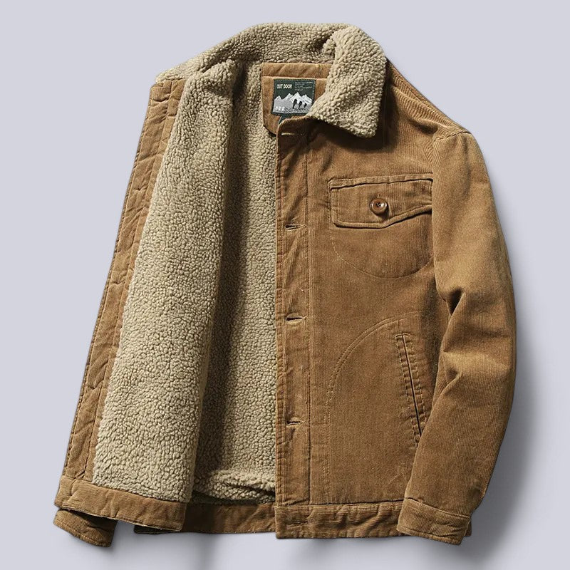 Stijlvolle heren gewatteerde jas in karamel, ideaal als warme casual mid-season herfstjas voor buiten.