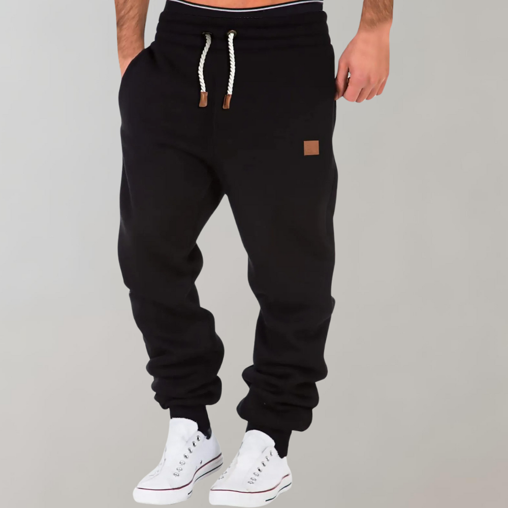 Sportieve slim fit heren joggingbroek met trekkoord en rechte pijpen voor ultiem comfort.