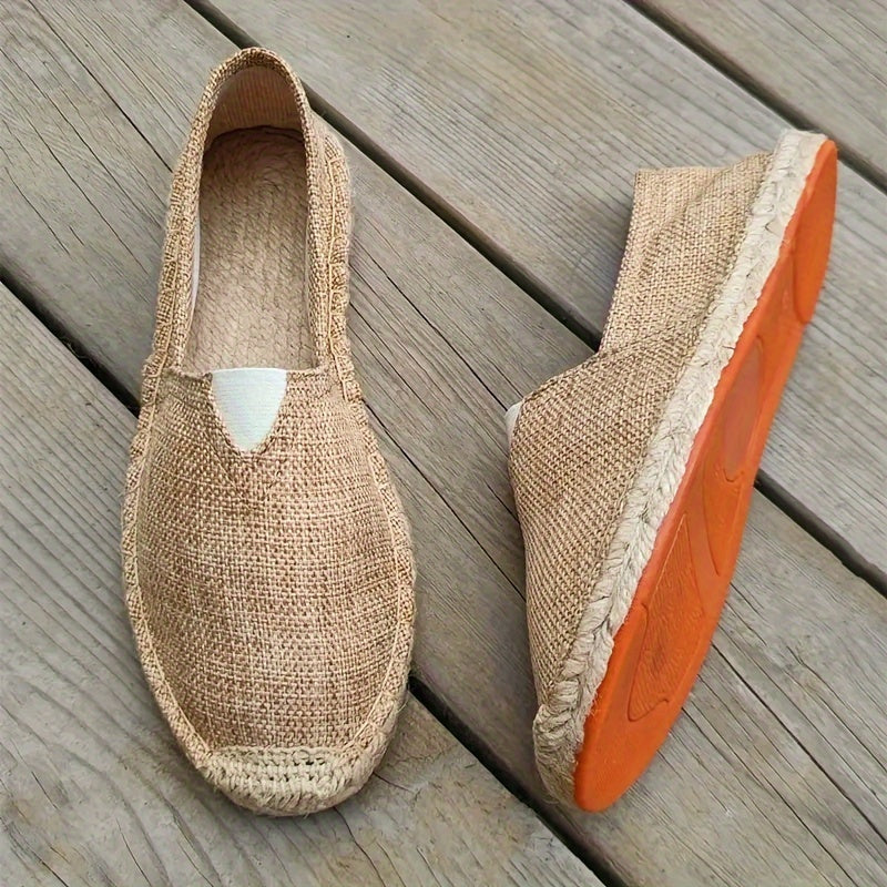 Zwarte heren espadrilles met jute details. Duurzame antislipzool voor stevige grip en comfort.