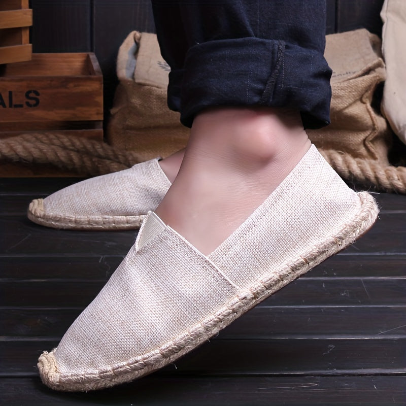 Heren espadrilles loafers met lichte constructie. Comfortabele zomerschoenen voor de hele dag.
