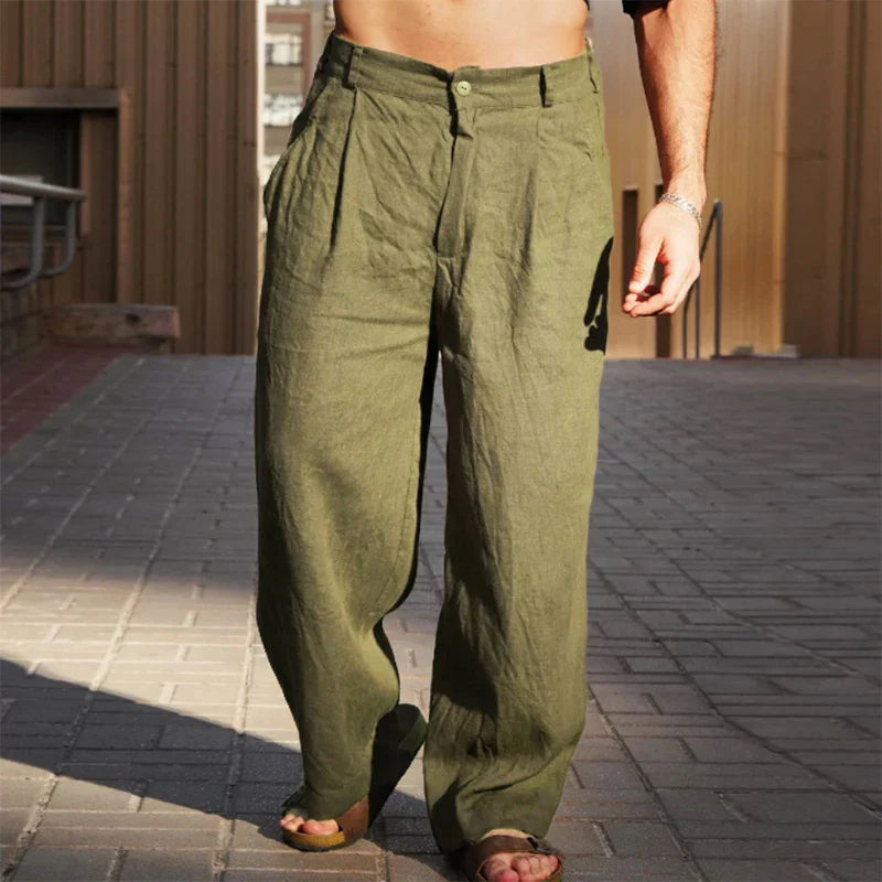 Stijlvolle heren pantalon met wijde pijpen, een trendy keuze in heren mode voor elk seizoen.