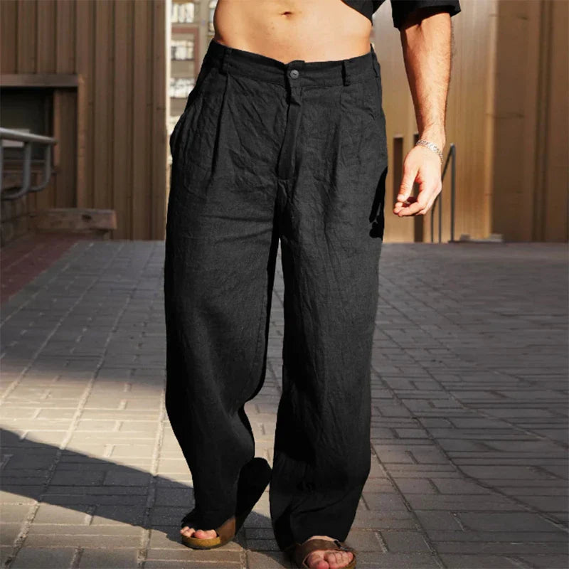 Lichtgewicht heren broek met wijde pijpen, perfect als comfortabele zomer pantalon voor heren.