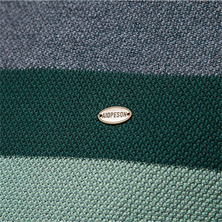 Najaars/winter heren trui met kleurblokken en ronde hals. Stijlvol, warm en comfortabel. Casual mode.