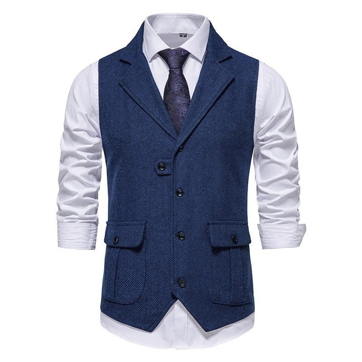 Klassiek heren gilet, met knoopsluiting en vintage stijl; geschikt voor zowel formele als casual outfits.