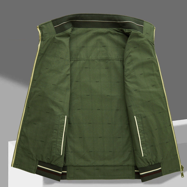 Mouwloos heren utilityvest, omkeerbaar met rits en diverse zakken. Perfect voor casual outdoor looks.