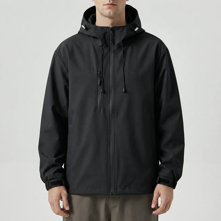 Robuuste heren winterjas Nathan, duurzaam en geïsoleerd, met capuchon voor optimale winterbescherming.