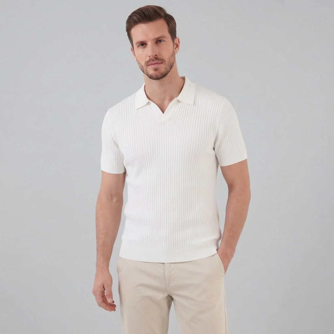 Stijlvol dames V-hals ribgebreid poloshirt. Geschikt voor casual of geklede lente outfits.