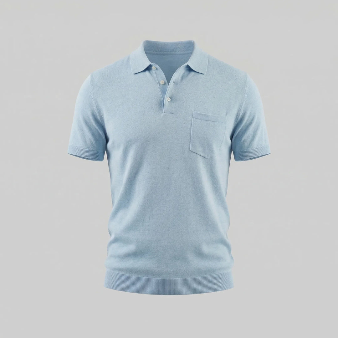 Zomerse heren polo shirt met knoopsluiting en borstzak, essentieel voor een relaxte en comfortabele look.
