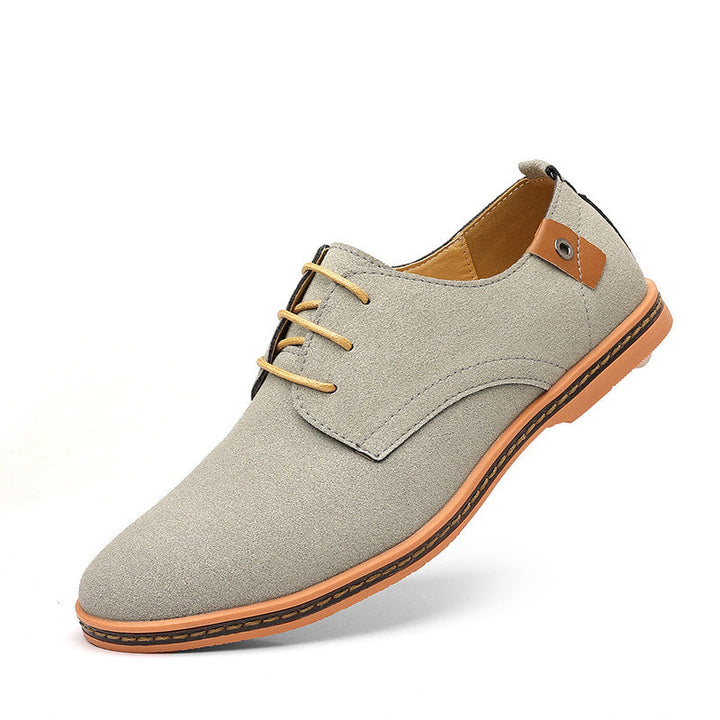 Achterzicht van de klassieke Ethan heren veterschoenen. Stijlvolle Derby's met comfortabele zool voor dagelijks gebruik.