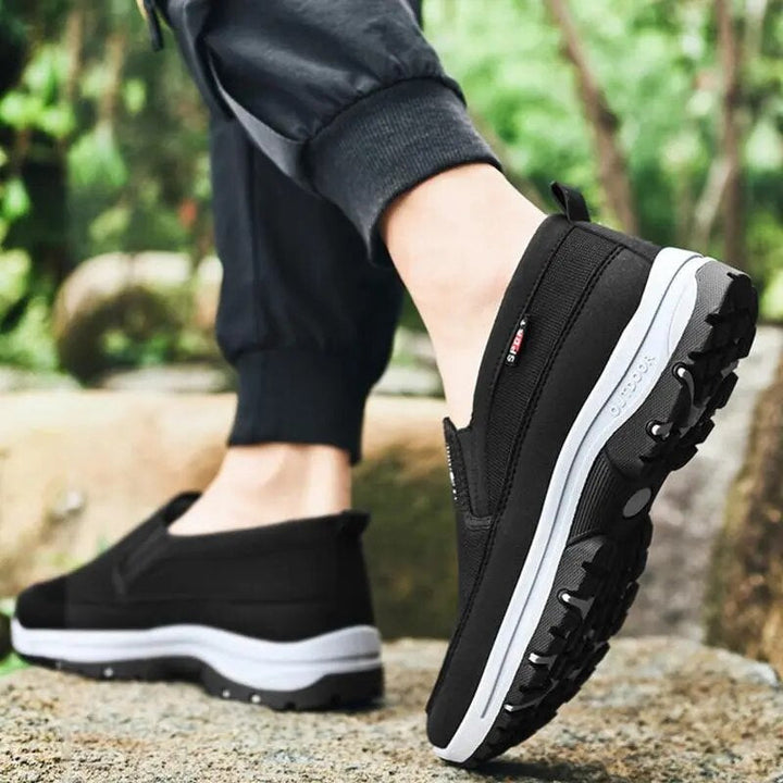 Stijlvolle heren comfortschoenen, instap John, met superieure demping en antislip eigenschappen.