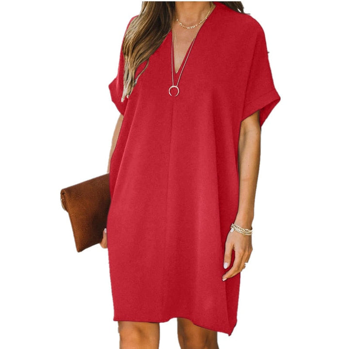 Comfortabele dames V-hals jurk, stijlvol en veelzijdig voor lente en zomer. Ideaal als casual of feestjurk.