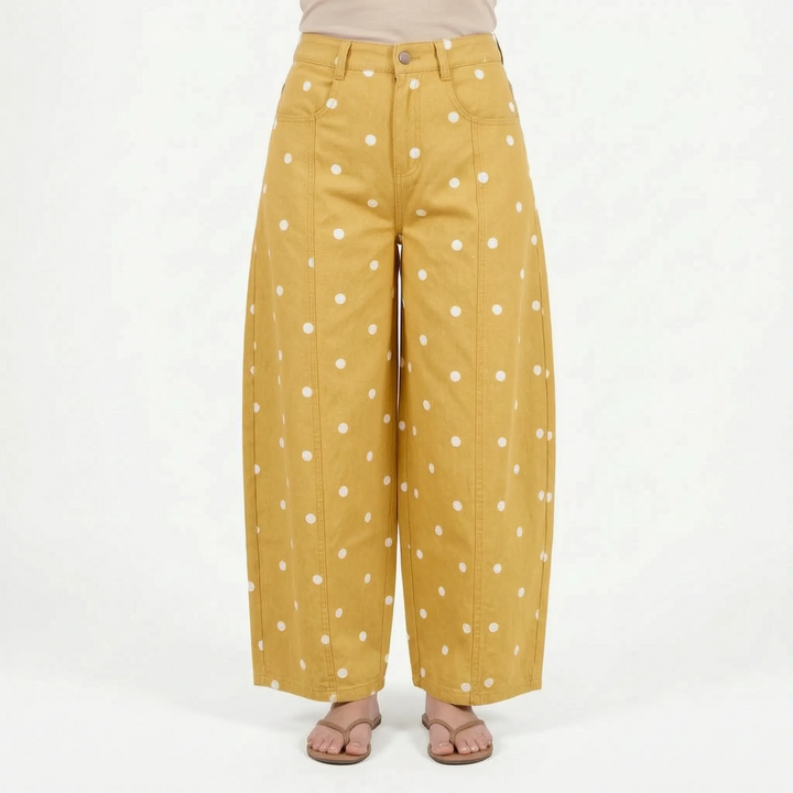 Modieuze high-waist barreljeans met retro stippenprint; comfortabele enkellengte voor dames.