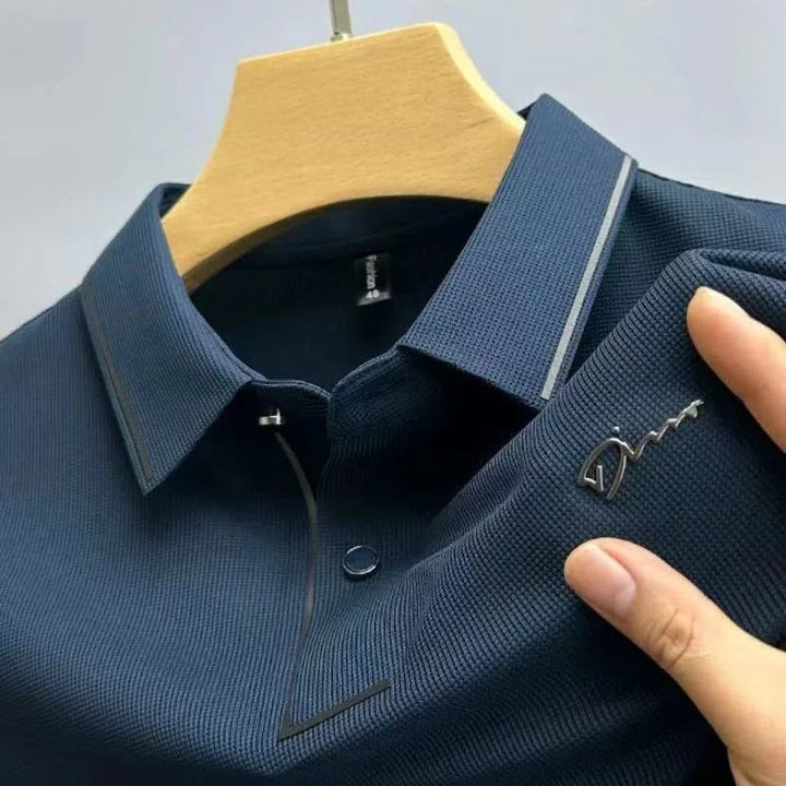 Stijlvolle en comfortabele Herenpolo Elijah met unieke luxe diamant accenten voor zomerse dagen.