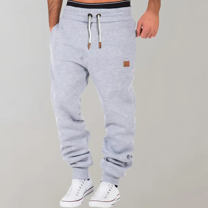 Zachte katoenmix heren joggingbroek voor dagelijks comfort; perfect voor thuis, ontspanning of een sportieve look.